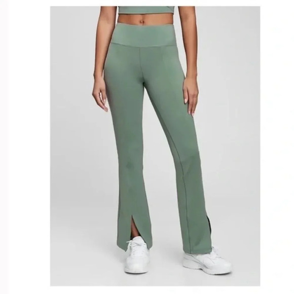 GAP | GapFit Eclipse Sky High Flare Legging | L - Picture 1 of 7